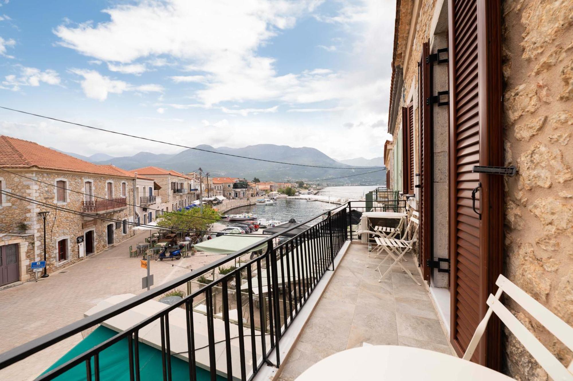 Апартаменты Mani View Luxury House Агиос-Николаос Экстерьер фото